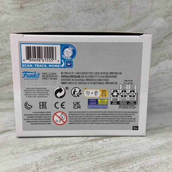 Care Bears 40th Anniversary Champ Bear Pop #1203 Flocked Chase Funko - Picture 6 of 6